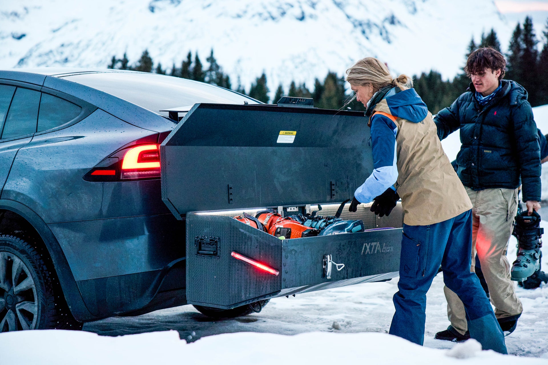 Best car storage box for winter - IXTAbox